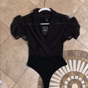 Forever 21 Black Bodysuit with cute puffed sleeves
